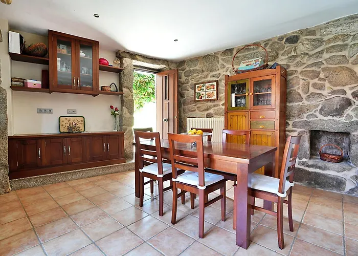 Galihost - Casa Con Piscina Proxima A Sanxenxo